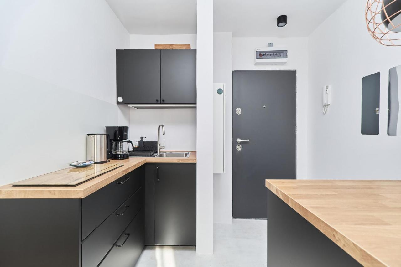 Studio Wroclaw Krawiecka By Renters Exterior photo